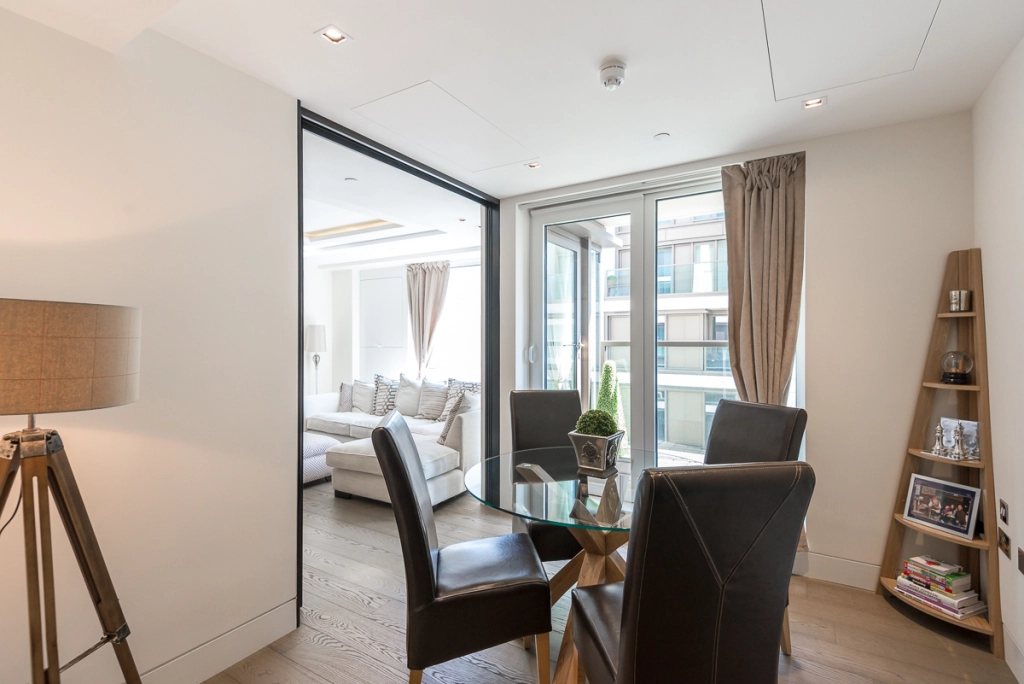 3 bedrooms apartments/flats for sale in Kensington High Street, Kensington - W14 view 3