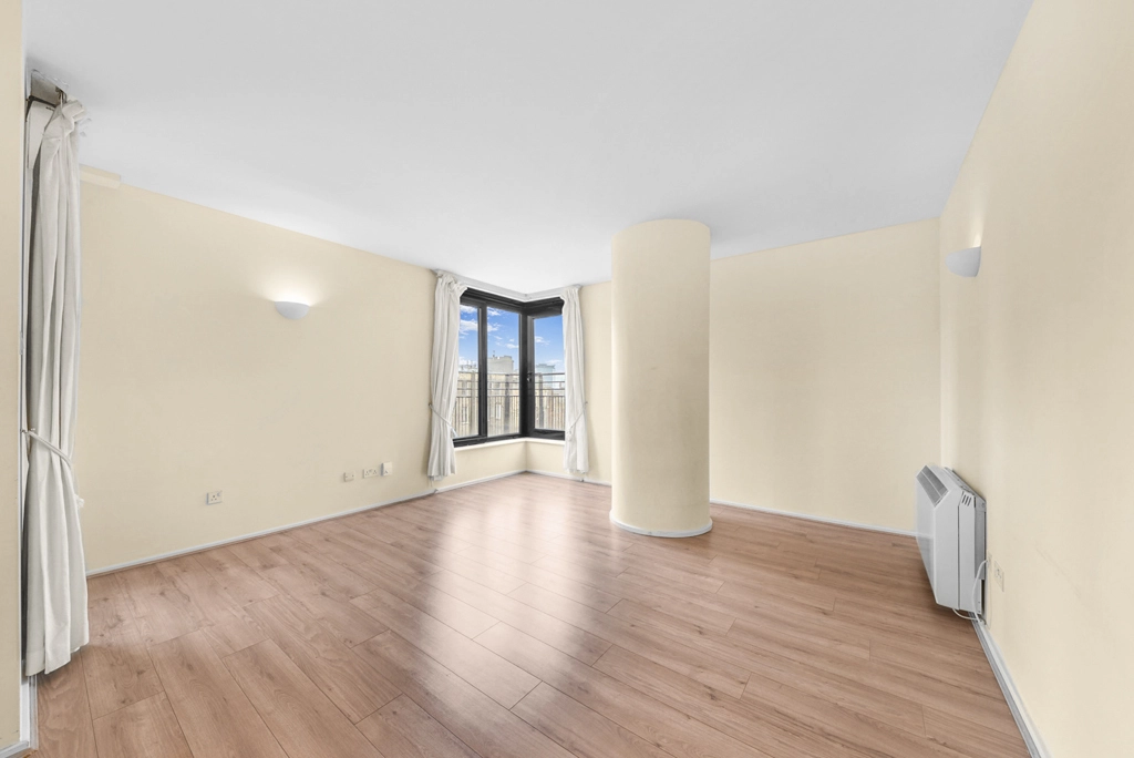 2 bedrooms apartments/flats for sale in Cromwell Road, Kensington - SW7 view 9