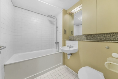 Cromwell Road, Kensington - SW7 view 6