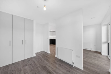 Parr's Way, Hammersmith - W6 view 5