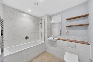 Parr's Way, Hammersmith - W6 view 6