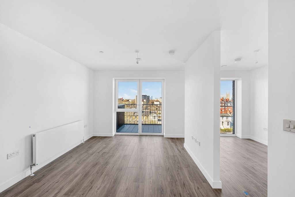 1 bedroom apartments/flats for sale in Parr's Way, Hammersmith - W6 view 4