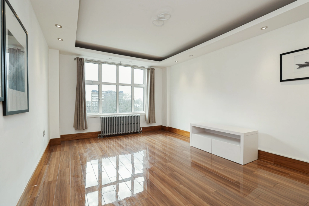 2 bedrooms apartments/flats for sale in Edgware Road, Paddington - W2 view 10