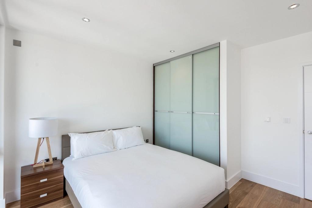 1 bedroom apartments/flats for sale in Faraday Road, Notting Hill - W10 view 10