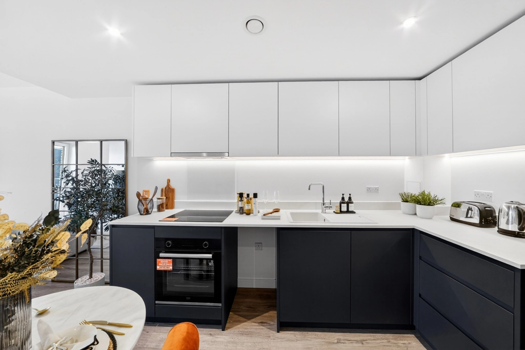 1 bedroom apartments/flats for sale in Parr's Way, Hammersmith - W6 view 4