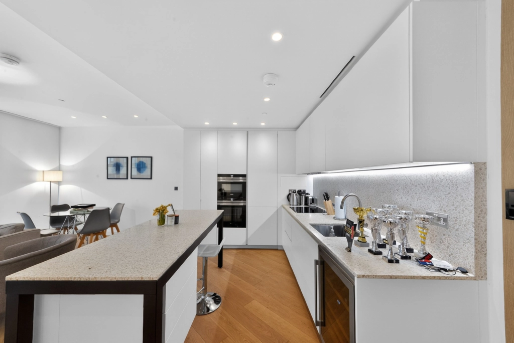 2 bedrooms apartments/flats for sale in Wood Lane, White City - W12 view 10