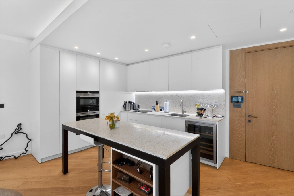 2 bedrooms apartments/flats for sale in Wood Lane, White City - W12 view 17