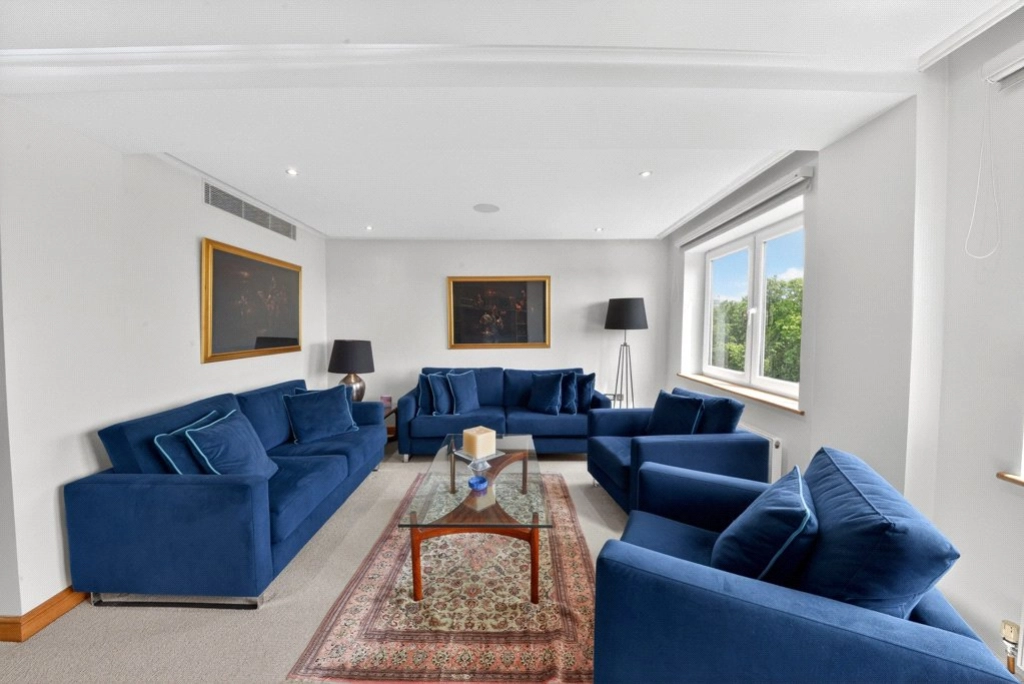 3 bedrooms apartments/flats for sale in Piccadilly, Westminster - W1J view 9