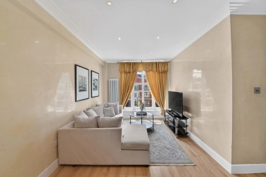 Edgware Road, Marylebone - W2 view 9