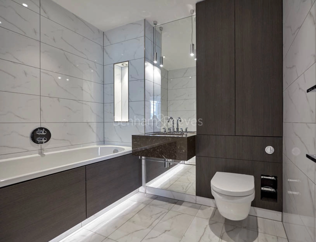 2 bedrooms apartments/flats for sale in Beadon Road, Hammersmith - W6 view 5