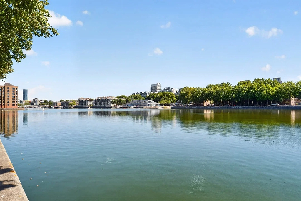 1 bedroom apartments/flats for sale in Brunswick Quay, Rotherhithe - SE16 view 8