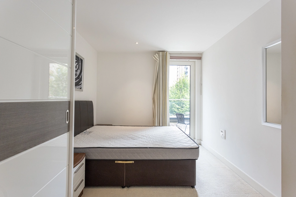 1 bedroom apartments/flats for sale in Seafarer Way, Surrey Quays - SE16 view 7