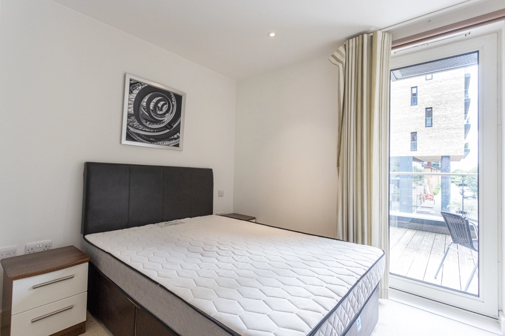 1 bedroom apartments/flats for sale in Seafarer Way, Surrey Quays - SE16 view 4
