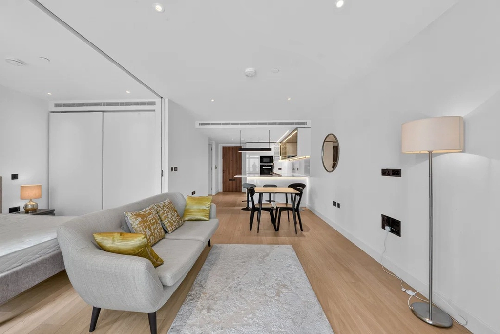 1 bedroom apartments/flats for sale in Fountain Park Way, White City - W12 view 14