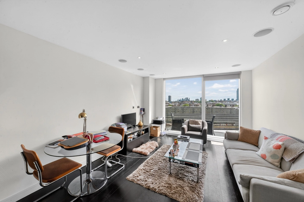 1 bedroom apartments/flats for sale in Gatliff Road, Pimlico - SW1W view 9