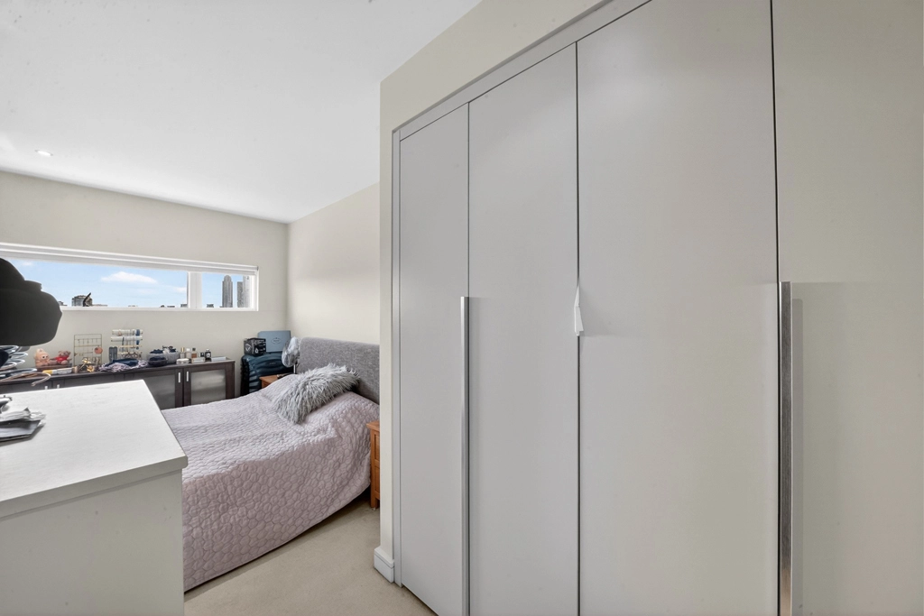 1 bedroom apartments/flats for sale in Gatliff Road, Pimlico - SW1W view 13