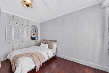 Sloane Avenue, Chelsea - SW3 view 3