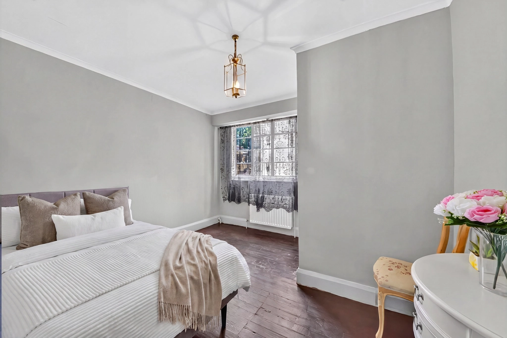 Studio apartments/flats for sale in Sloane Avenue, Chelsea - SW3 view 2