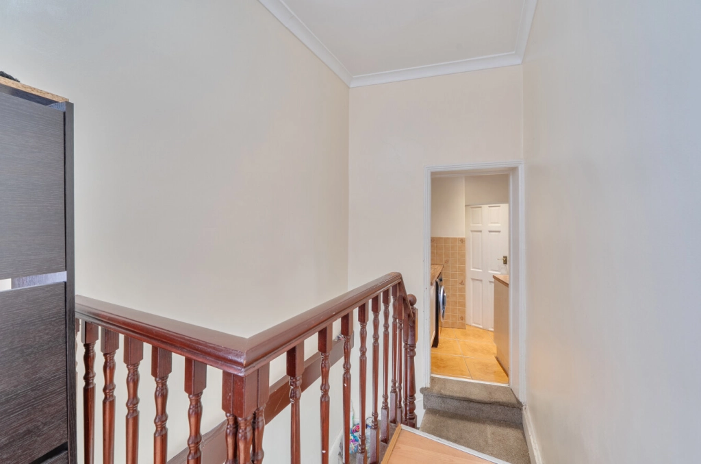 2 bedrooms apartments/flats for sale in Oakdale Road, Leytonstone - E11 view 11