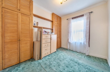 Oakdale Road, Leytonstone - E11 view 5