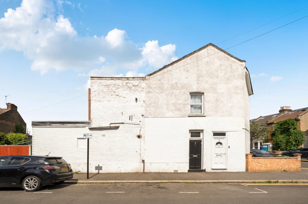 2 bedrooms apartments/flats for sale in Oakdale Road, Leytonstone - E11 view 17