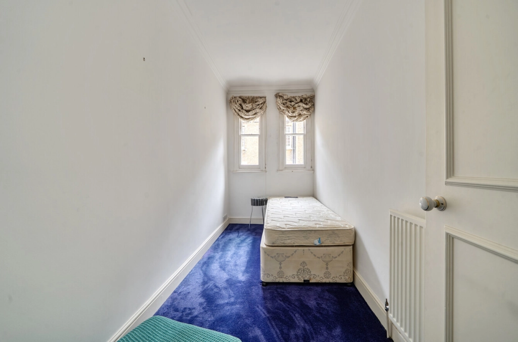 3 bedrooms apartments/flats for sale in Kensington Church Street, Kensington - W8 view 25