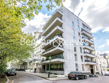 Hyde Park Gate - SW7 view 4