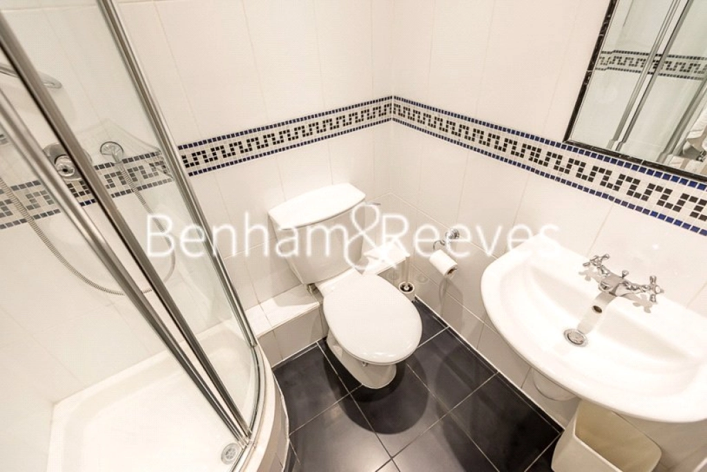 4 bedrooms apartments/flats for sale in Hyde Park Gate - SW7 view 8