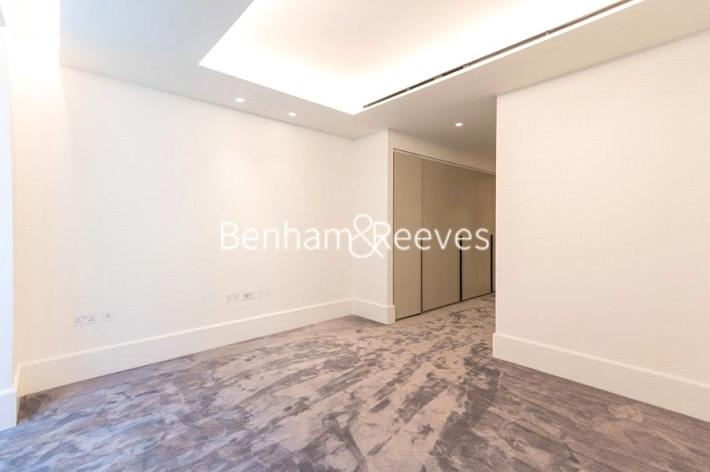 2 bedrooms apartments/flats for sale in 1 Lancer Square - W8 view 3