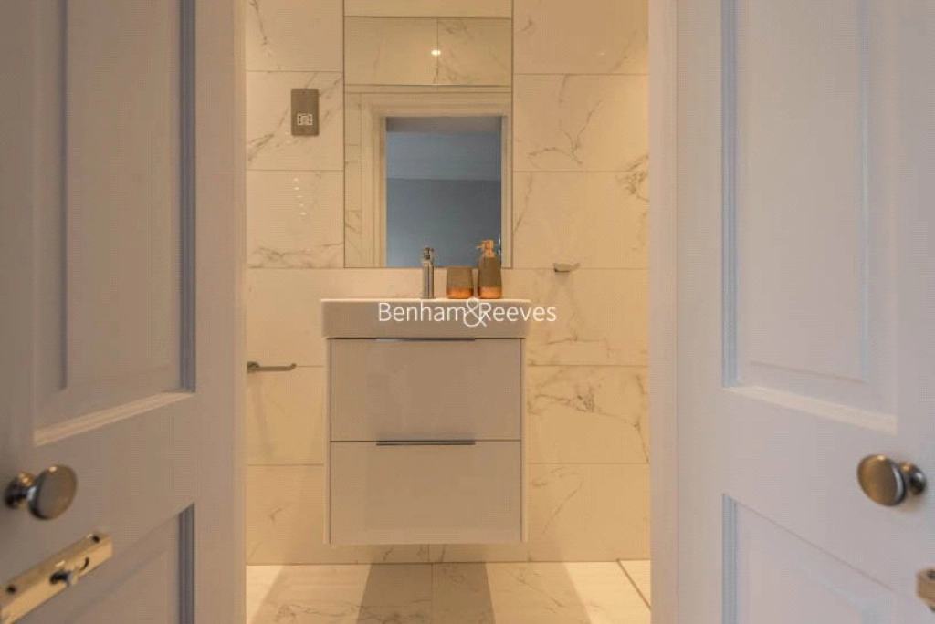 2 bedrooms apartments/flats for sale in Southwell Gardens - SW7 view 10