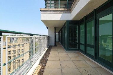 Warren House, Beckford Close - W14 view 9