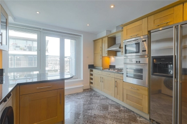 Warren House, Beckford Close - W14 view 5