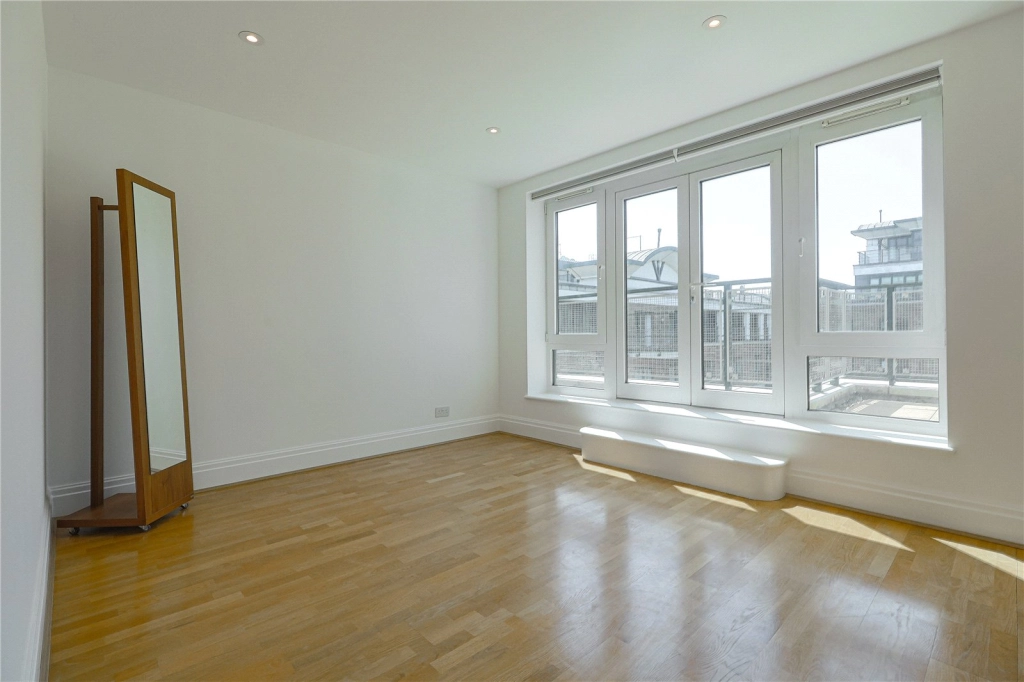 3 bedrooms apartments/flats for sale in Warren House, Beckford Close - W14 view 11