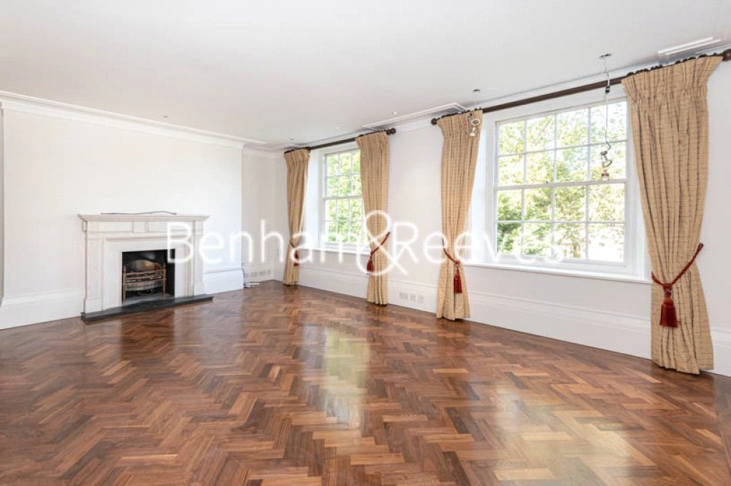 3 bedrooms apartments/flats for sale in Duchess Of Bedfords Walk - W8 view 3