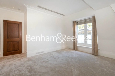 Duchess Of Bedfords Walk - W8 view 15