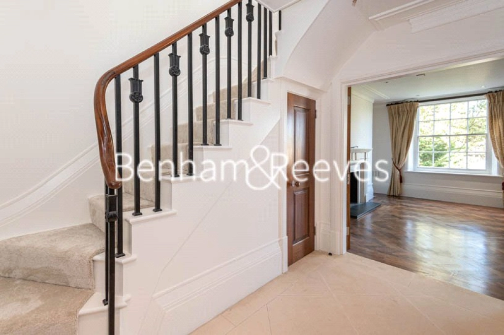 3 bedrooms apartments/flats for sale in Duchess Of Bedfords Walk - W8 view 19