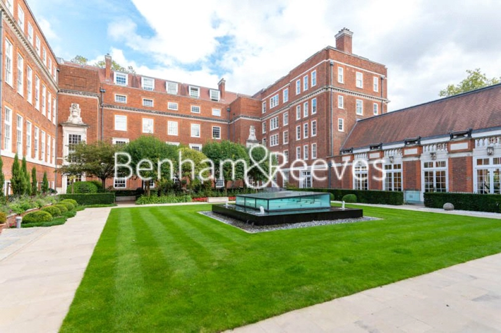 3 bedrooms apartments/flats for sale in Duchess Of Bedfords Walk - W8 view 21