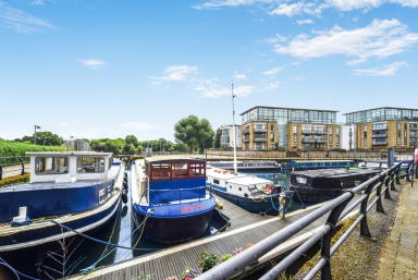 Ferry Lane, Brentford TW8 image 14