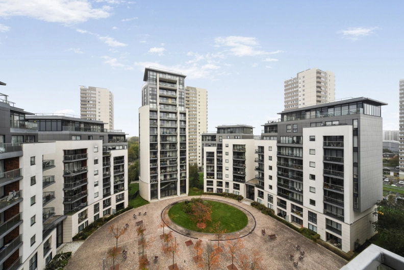 2 bedrooms apartments/flats to sale in Pump House Crescent, Brentford-image 21