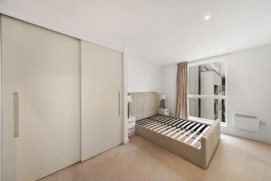 Pump House Crescent, Brentford TW8 image 3
