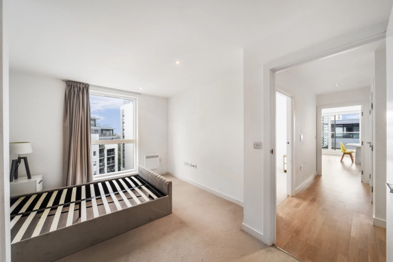 2 bedrooms apartments/flats to sale in Pump House Crescent, Brentford-image 12
