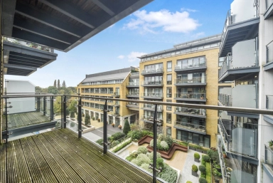 Kew Bridge Road, Brentford TW8 image 15