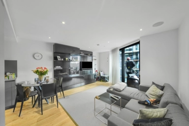 Riverlight Quay, Nine Elms SW11 image 2