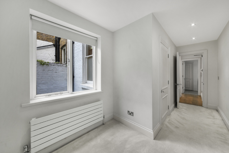 2 bedrooms apartments/flats for sale in Harcourt Terrace, Earl's Court - SW10 view 12