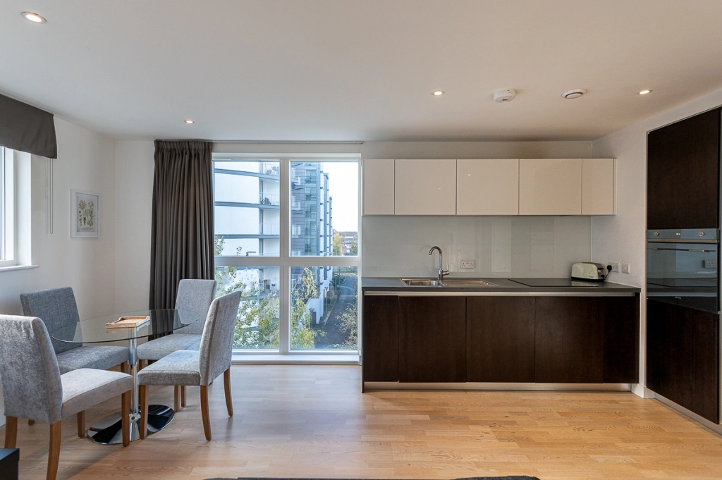 1 bedroom apartments/flats for sale in Pump House Crescent, Brentford - TW8 view 17