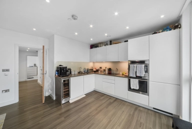 Hebden Place, Nine Elms - SW8 view 8