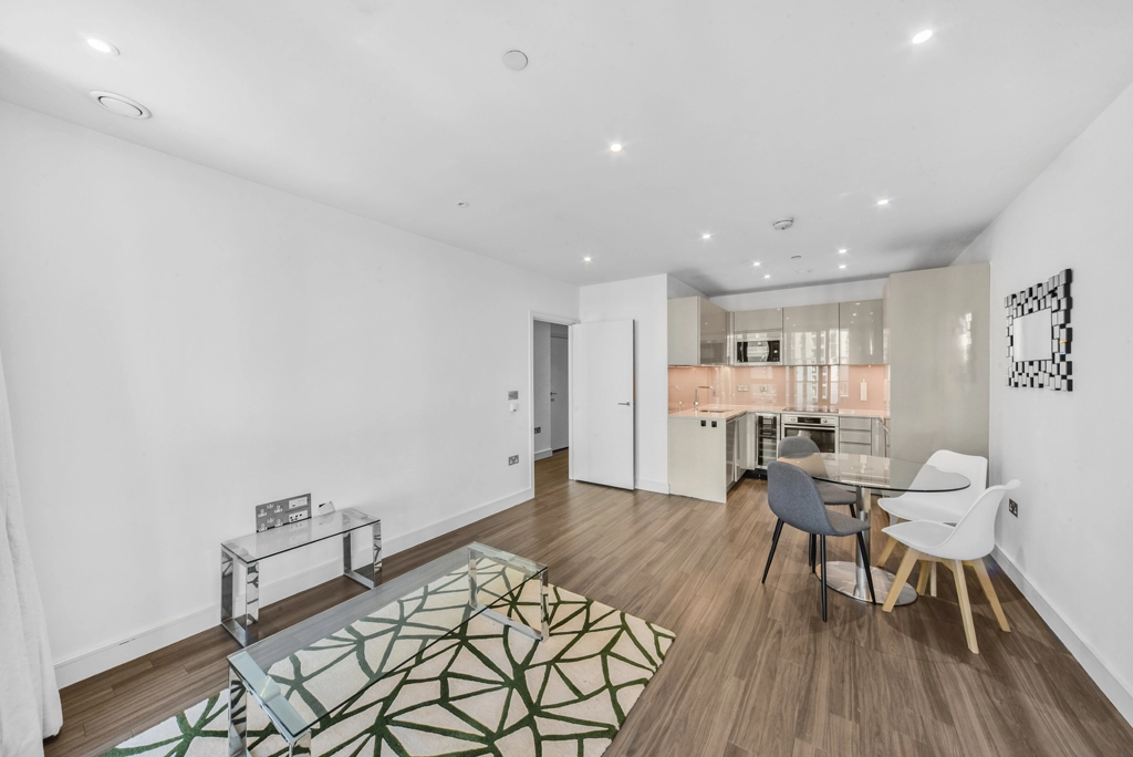 1 bedroom apartments/flats for sale in Hebden Place, Nine Elms - SW8 view 3