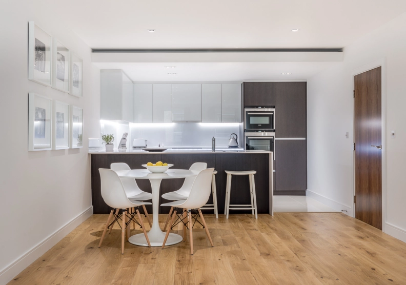 2 bedrooms apartments/flats for sale in Kew Bridge Road, Brentford - TW8 view 3