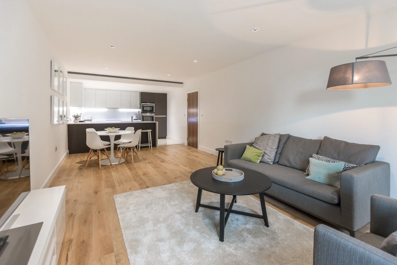 2 bedrooms apartments/flats for sale in Kew Bridge Road, Brentford - TW8 view 4