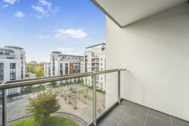 Pump House Crescent, Brentford TW8 image 7
